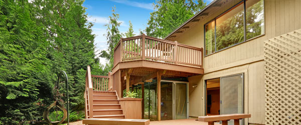 terrasse en bois sur pilotis