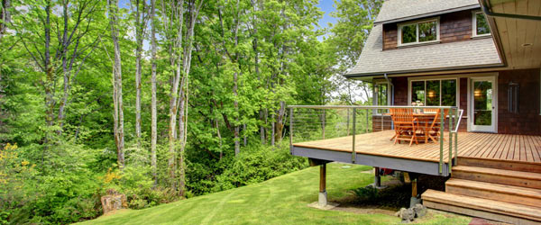 terrasse en bois sur pilotis acier